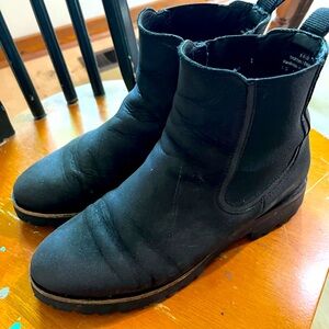 Thursday “Legend” Chelsea Boots 8.5 Matte Black